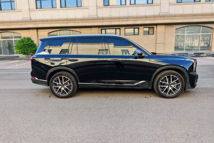 Used GAC Trumpchi GS8 2025 Linghang Series 2.0 TGDI Two-Wheel-Drive Luxury Edition 5 Seats