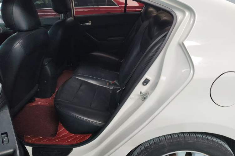 Used Kia K3 2016 1.6L Automatic GLS
