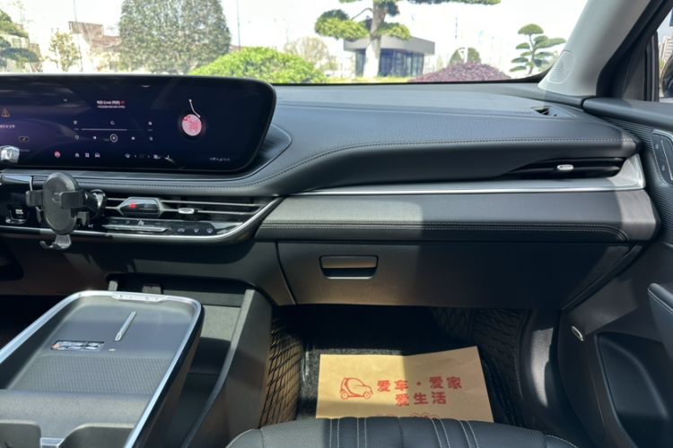 Used Buick LaCrosse 2023 Avia Edition Interior 3