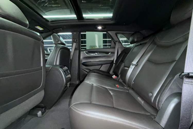 Used Cadillac XT5 2021 28T Luxury Model
