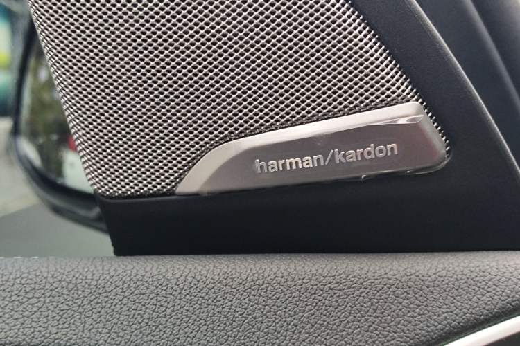 Used BMW X3 2022 Second Facelift xDrive30i Leading Edition M Night Sky Package Interior 8