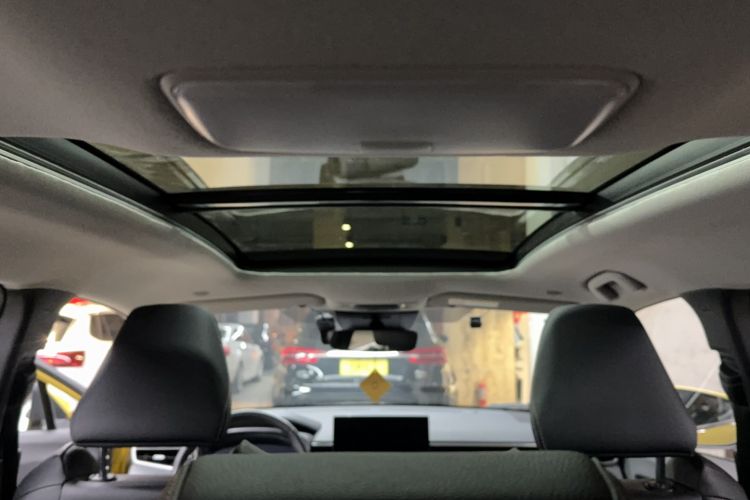 Used Toyota FRONTLANDER 2023 2.0L Smart Electric Hybrid Dual-Engine Deluxe Version Headliner