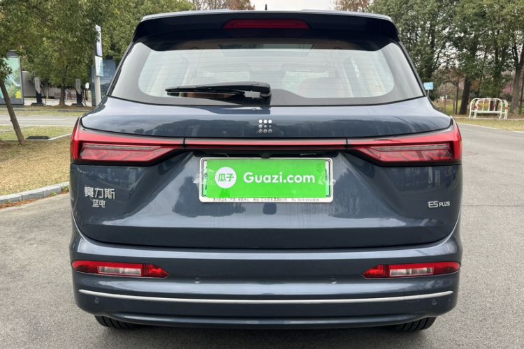 Used Landian E5 PLUS 2026 Model 165km Long-Range First-Adoption Version Ultra 5-seater
