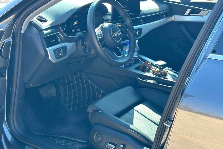 Used Audi A4L 2024 40 TFSI Fashion Dynamic Model Interior 2