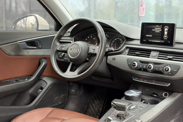 Used Audi A4L 2019 40 TFSI Ambition China VI