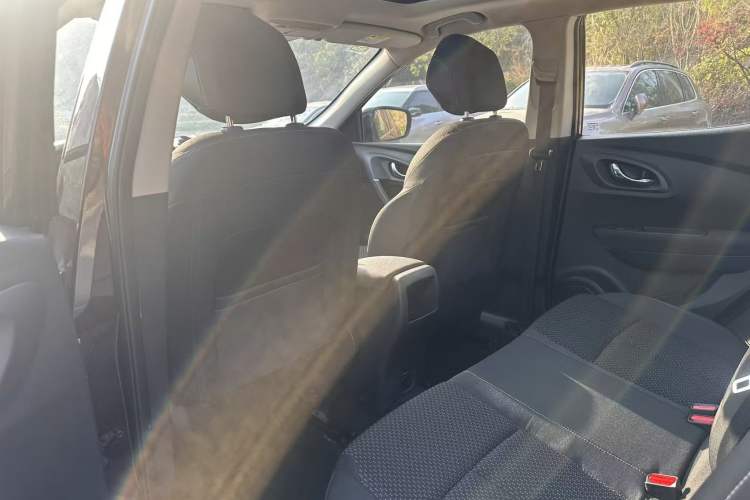 Used Renault Kadjar 2017 2.0L Two-Wheel Drive Comfort Edition