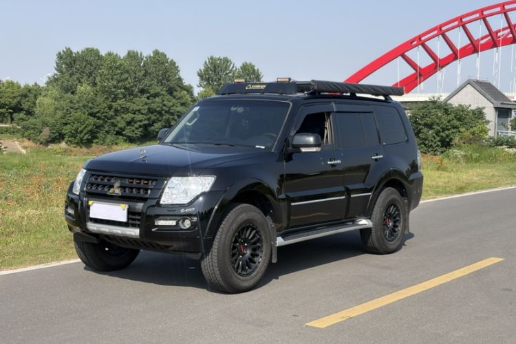 Used Mitsubishi Pajero 2019 V97 3.8L 5-Door GLS Middle East Edition