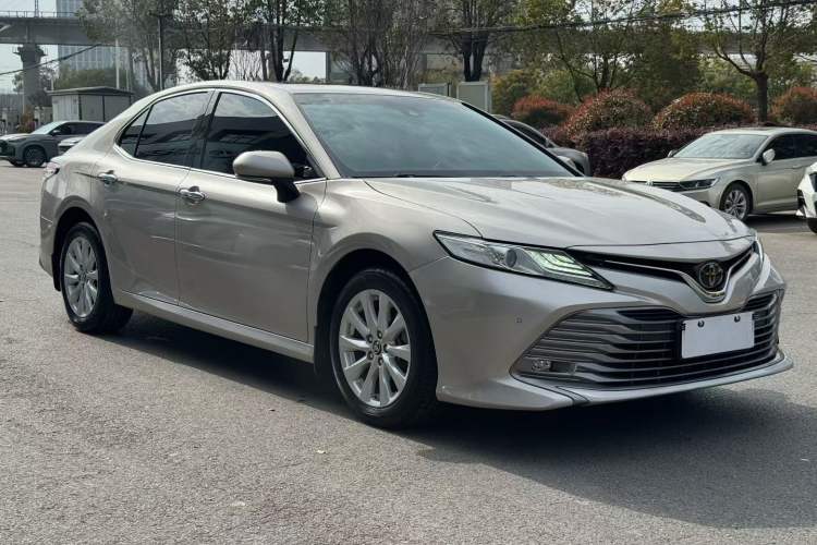 Used Toyota Camry 2019 2.0G Luxury Edition China V Standard

