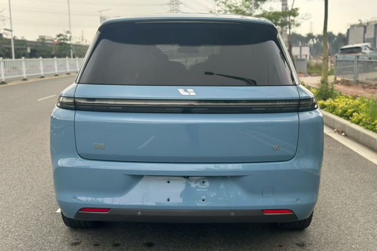 Used Li Auto L8 2023 Max model