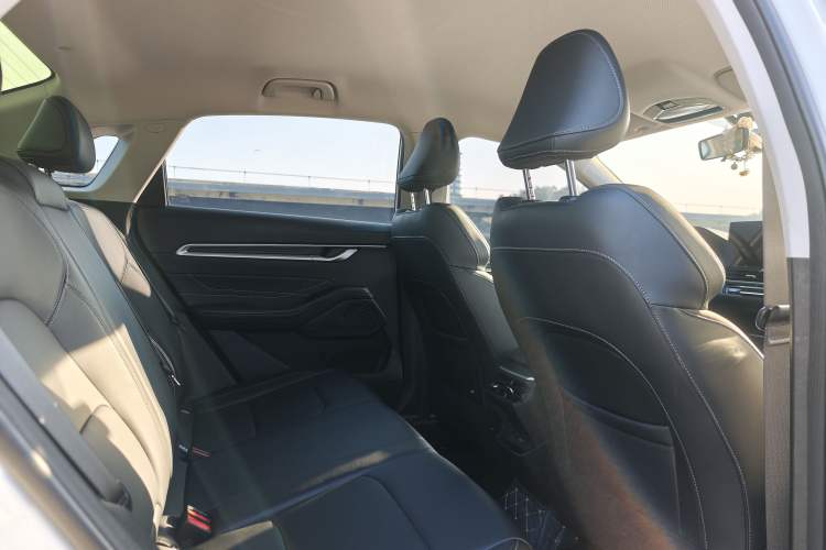 Used Geely Auto Emgrand 2025 4th Generation 1.5L CVT Longteng Edition
