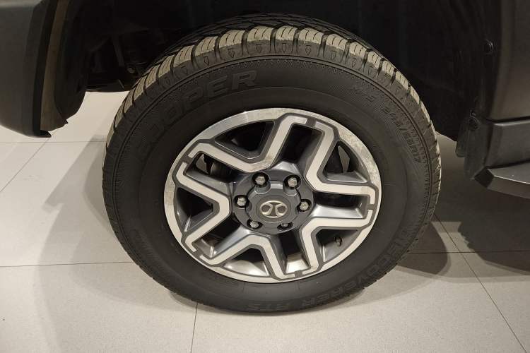 Used BAIC Off-Road BJ40 2016 40L 2.3T Automatic All-Wheel Drive Premium Edition