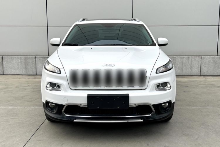 Used Jeep Cherokee 2017 2.0L Superior Edition