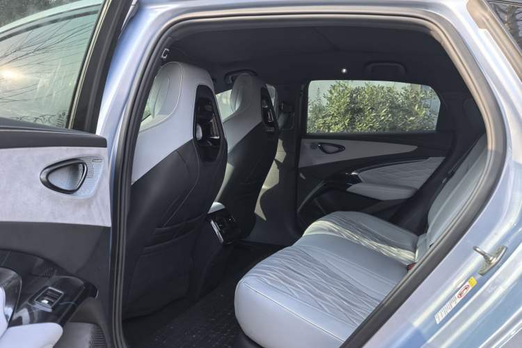 Used BYD Seal 2022 550 km Standard Range Rear-Wheel Drive Prestige Version