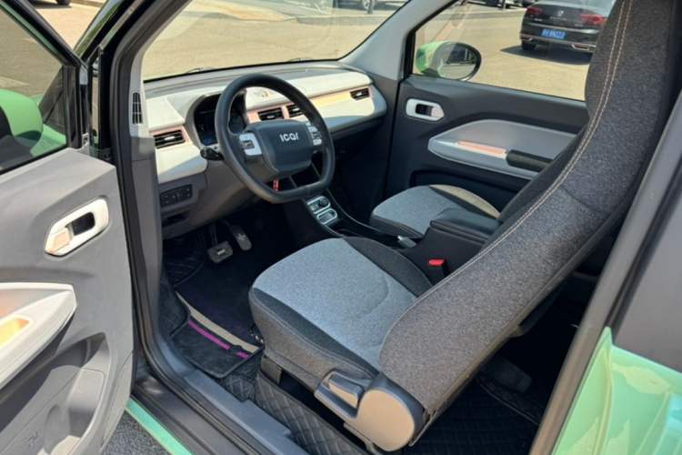 Used Chery New Energy QQ Ice Cream 2022 170km Sundae Phosphate Lithium-Ion