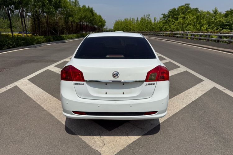 Used Buick Excelle 2015 1.5L Manual Classic Trim

