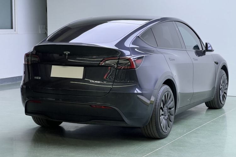 Used Tesla Model Y 2024 Rear-Wheel-Drive Version
