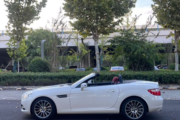 Used Mercedes-Benz SLK-Class 2011 SLK 200 Fashion Model
