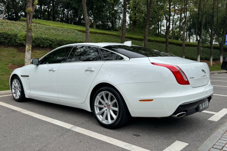 Used Jaguar XJ 2018 XJL 3.0 SC Four-Wheel Drive Panoramic Business Edition