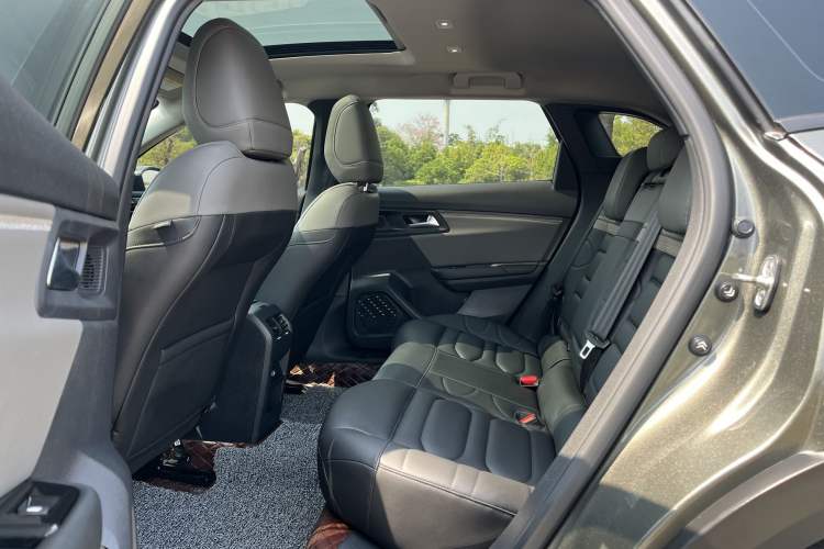 Used Citroen C5 X 2021 1.6T Enjoy the Extraordinary Interior 4