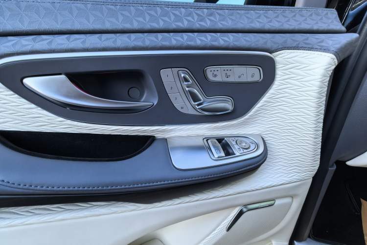 Used Mercedes-Benz V-Class 2024 V 300 L Long Wheelbase Prestige Edition