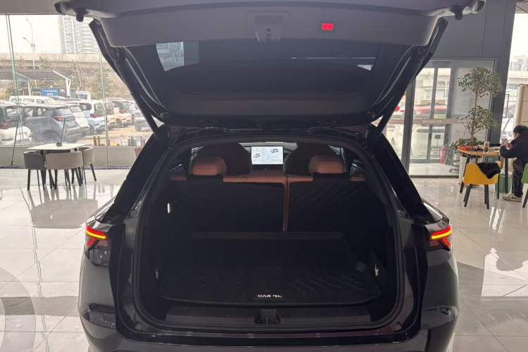 Used ARCFOX Alpha T5 2025 520 PRO
