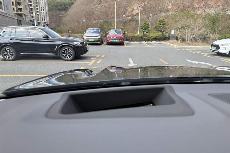 Used BMW X5 2022 Restyled xDrive 30Li Luxury Version M Sport Package
