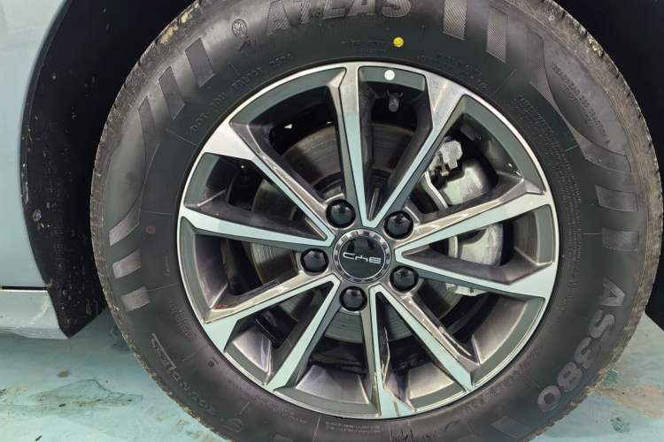 Used BYD Destroyer 05 2024 HONOR Edition DM-i 55KM Luxury Model Exterior 6