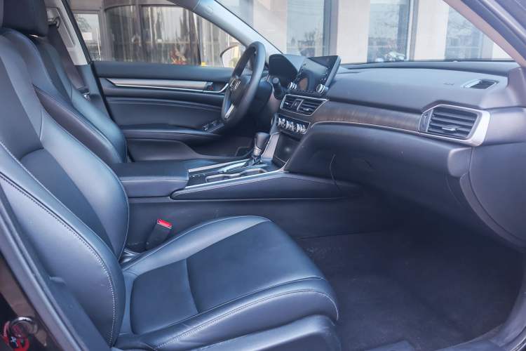 Used Honda Accord 2018 230TURBO Comfort Version National V Right Front Seat