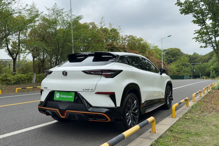 Used CHANGAN UNI-T 2022 1.5T Prestige Version Rear Right 45 Deg