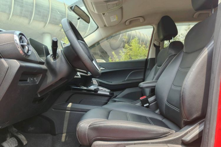 Used BYD Yuan New Energy 2019 EV535 Smart Connect Trendsetting Model Left Front Seat