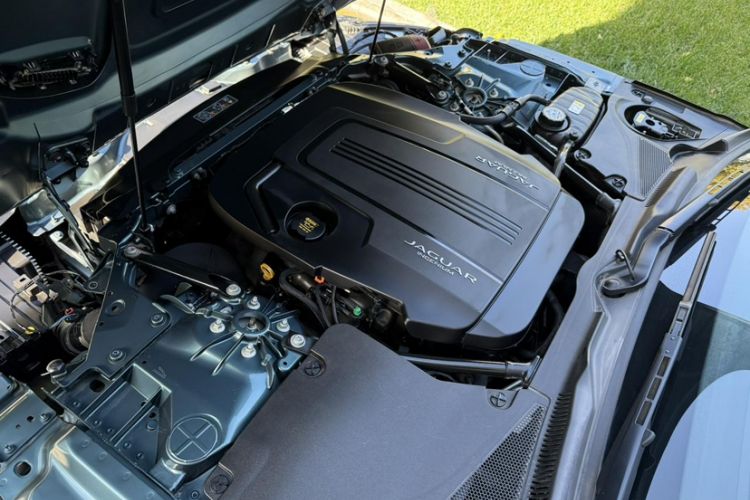 Used Jaguar F-TYPE 2024 P300 75th Anniversary Limited-Edition Hardtop Version