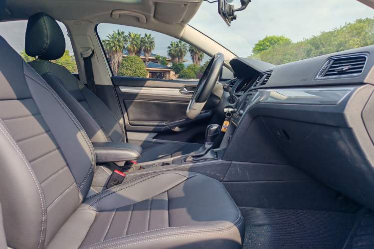 Used Volkswagen Lamando 2017 230TSI DSG Fashion Edition
