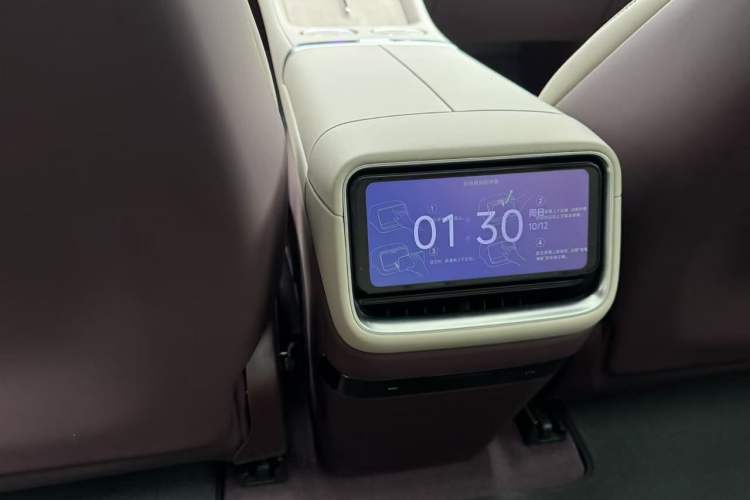 Used Xiaomi Auto YU7 2025 Ultra-Long Range Rear-Wheel Drive Version
