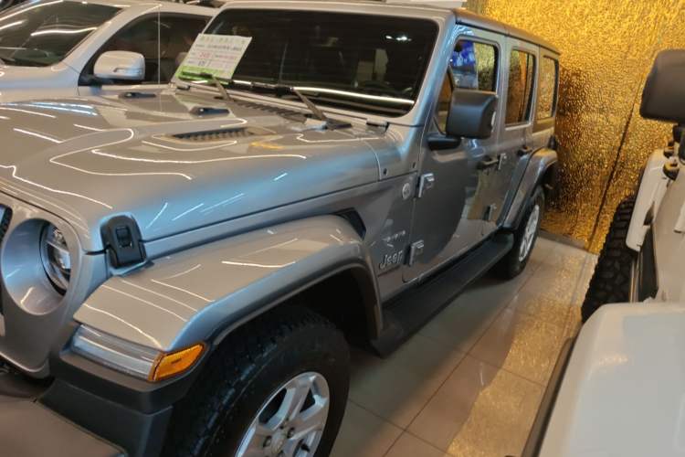 Used Jeep Wrangler 2019 2.0T Sahara 4-Door Version China V Standard Exterior 3
