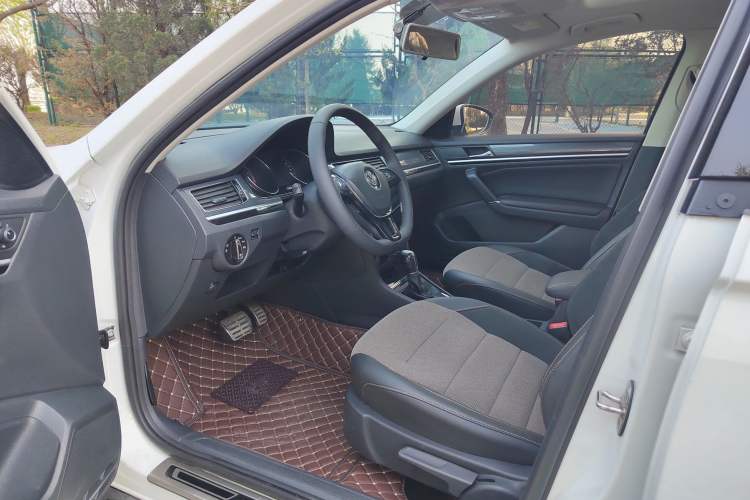 Used Volkswagen C-TREK 2018 1.5L Automatic Comfort Model