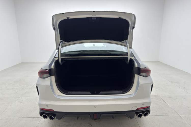 Used GAC Trumpchi EMPOW 2023 Shadow Leopard H Smart Hybrid Edition Interior 6