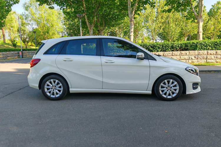 Used Mercedes-Benz B-Class 2016 B 180
