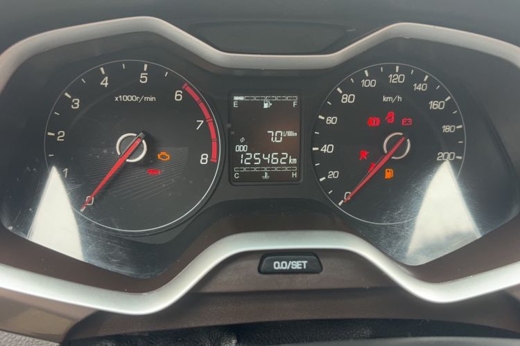 Used Baojun 310W 2017 1.5L Manual Comfort Version China V