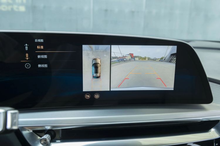 Used Cadillac LYRIQ 2022 Rear-Drive Long-Range Luxury Edition