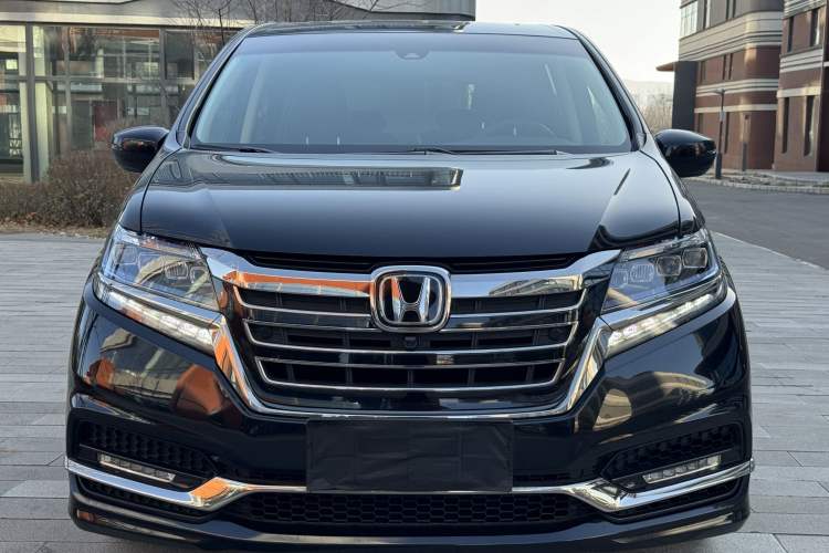 Used Honda Elysion 2019 2.0L Hybrid Supreme Edition