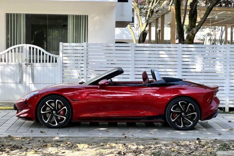 Used MG Cyberster 2024 580 km Ultra-Long Range Version