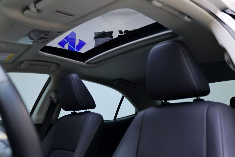 Used Lexus IS 2017 300 FENGSHANG Edition
