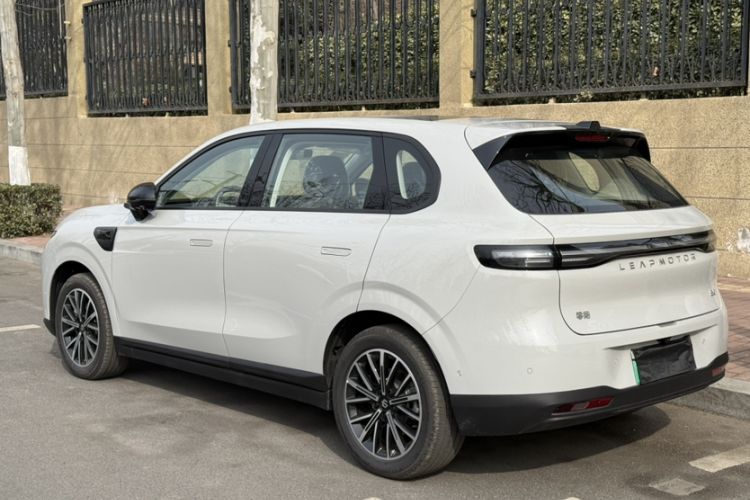Used Leapmotor B10 2025 510 LiDAR Version Exterior 8