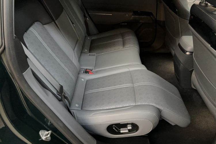 Used Zeekr 7X 2025 100kWh Long-Range All-Wheel Drive Intelligent Driving Version