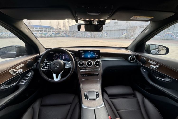 Used Mercedes-Benz GLC 2022 Refreshed GLC 300 L 4MATIC Dynamic Edition Prestige Version Interior 10