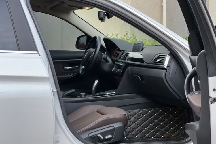 Used BMW 3 Series 2018 320Li Fashion Model Interior 7