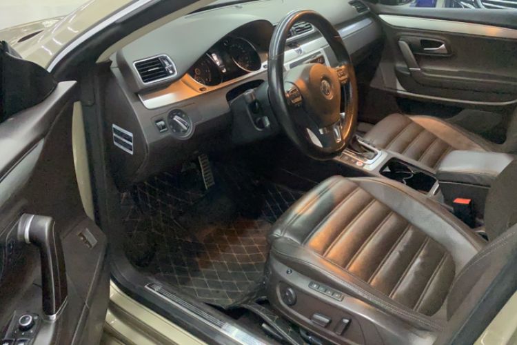 Used Volkswagen FAW-Volkswagen CC 2016 2.0 TSI Luxury Model
