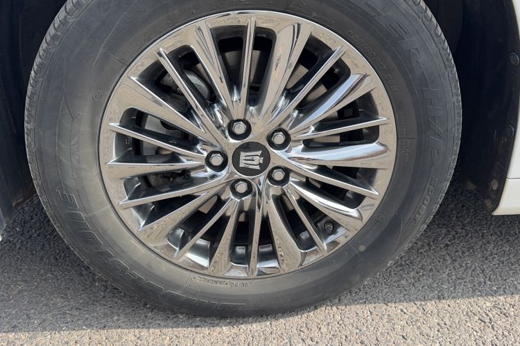 Used Toyota Vellfire 2023 Crown Dual-Engine 2.5L HV Prestige Edition
