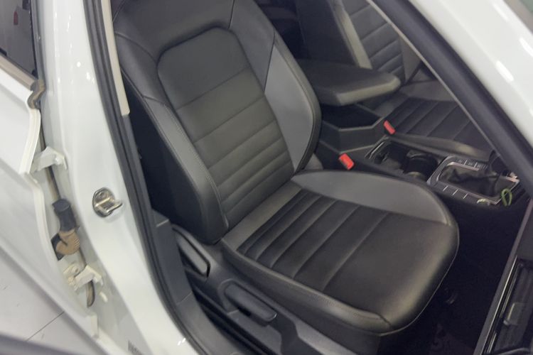 Used Volkswagen Sagitar 2021 280TSI DSG Comfort Connect Edition Right Front Seat