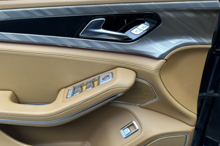 Used Hongqi H9 2020 2.0T Smart Connect Flagship Edition Interior 14